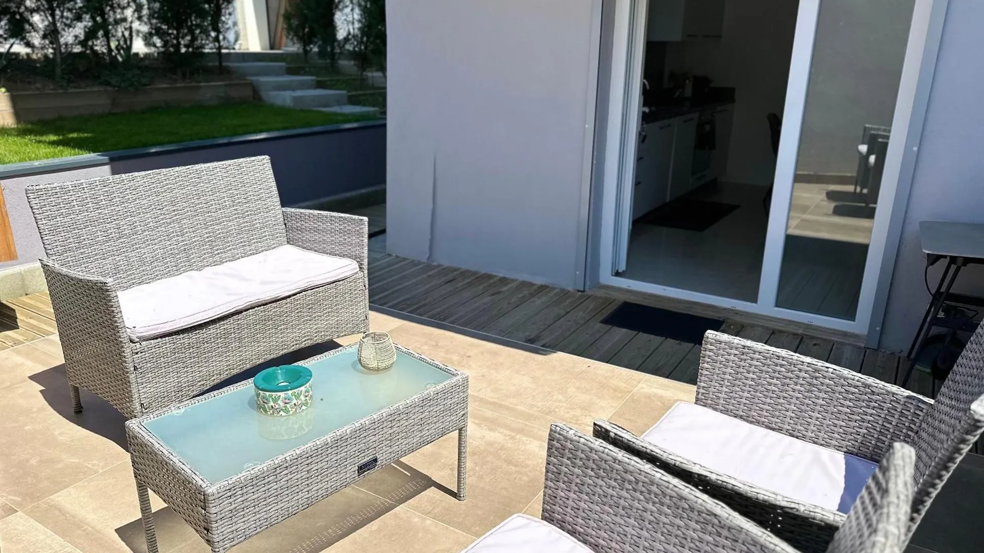 Superbe Appartement Proche De Stations De Ski Τονόν-λε-Μπαιν 0*,  Γαλλία